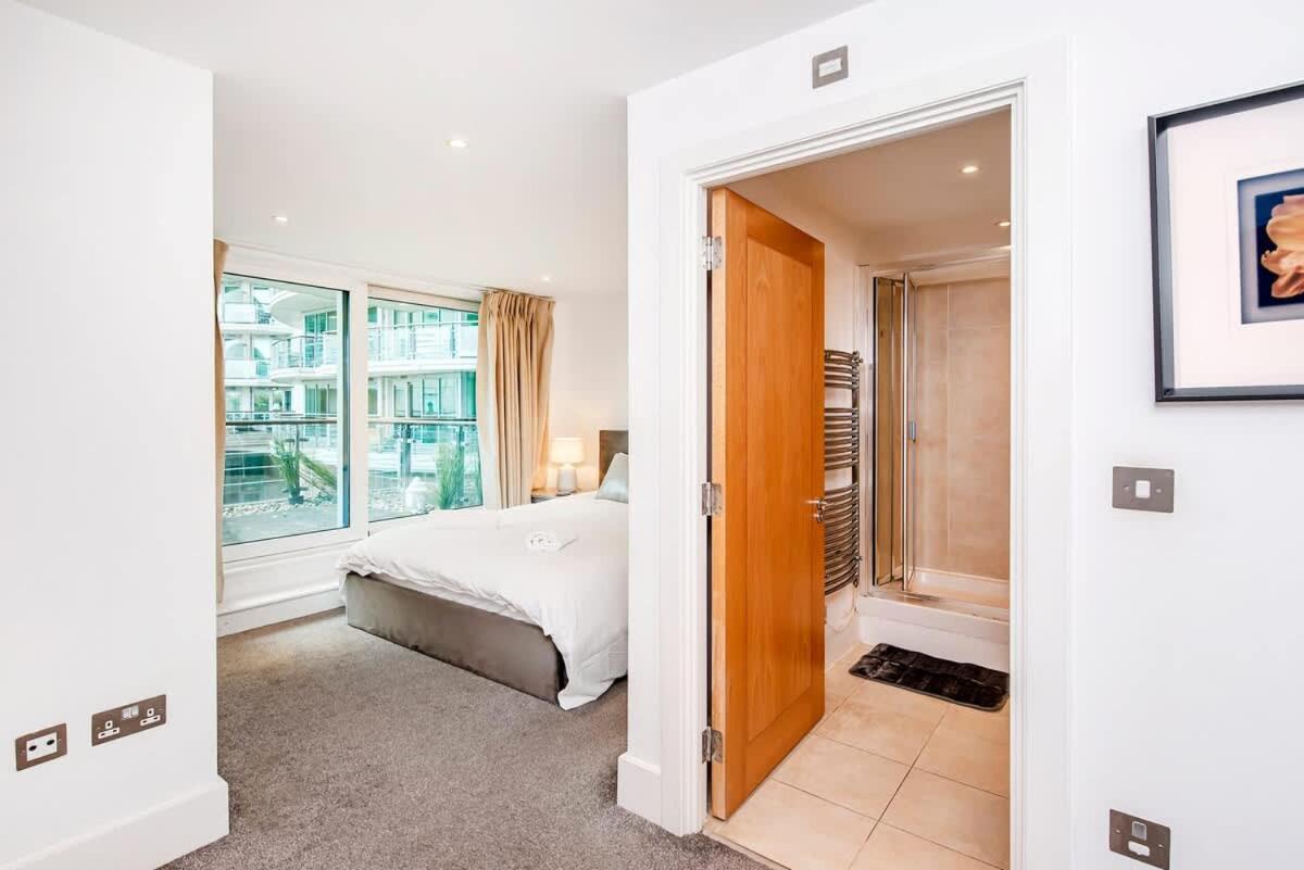 2 Bed With Large Terrace Apartment London
